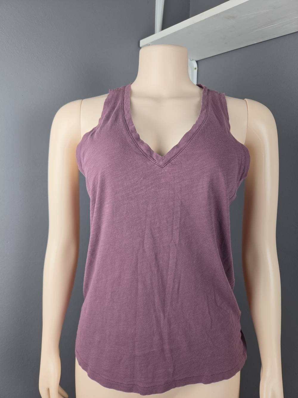 Women’s V-Neck Tank Top - Dusty Mauve